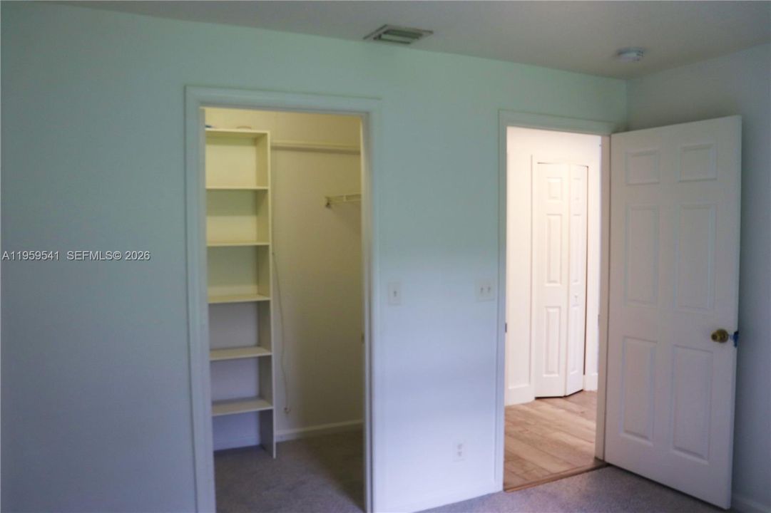 В аренду: $3,795 (3 спален, 2 ванн, 1355 Квадратных фут)