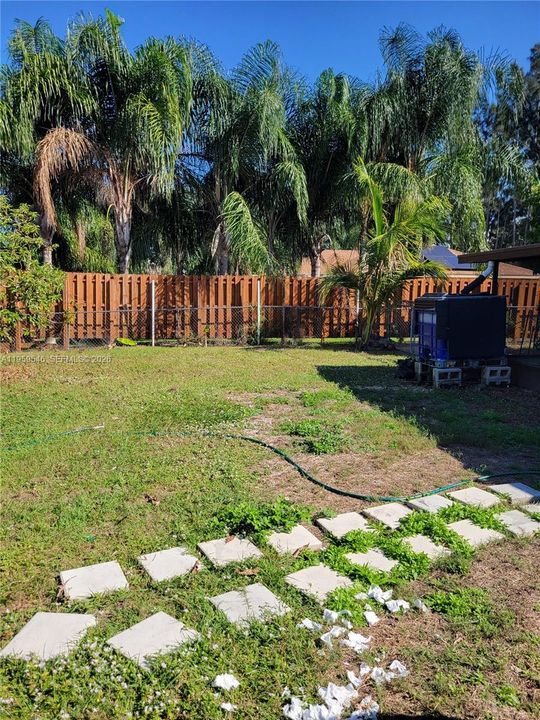 En Venta: $325,000 (3 camas, 2 baños, 0 Pies cuadrados)