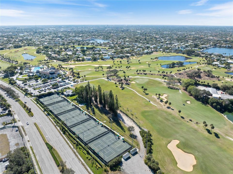 North Palm Beach Country Club Clay Tennis Courts and Golf Course
