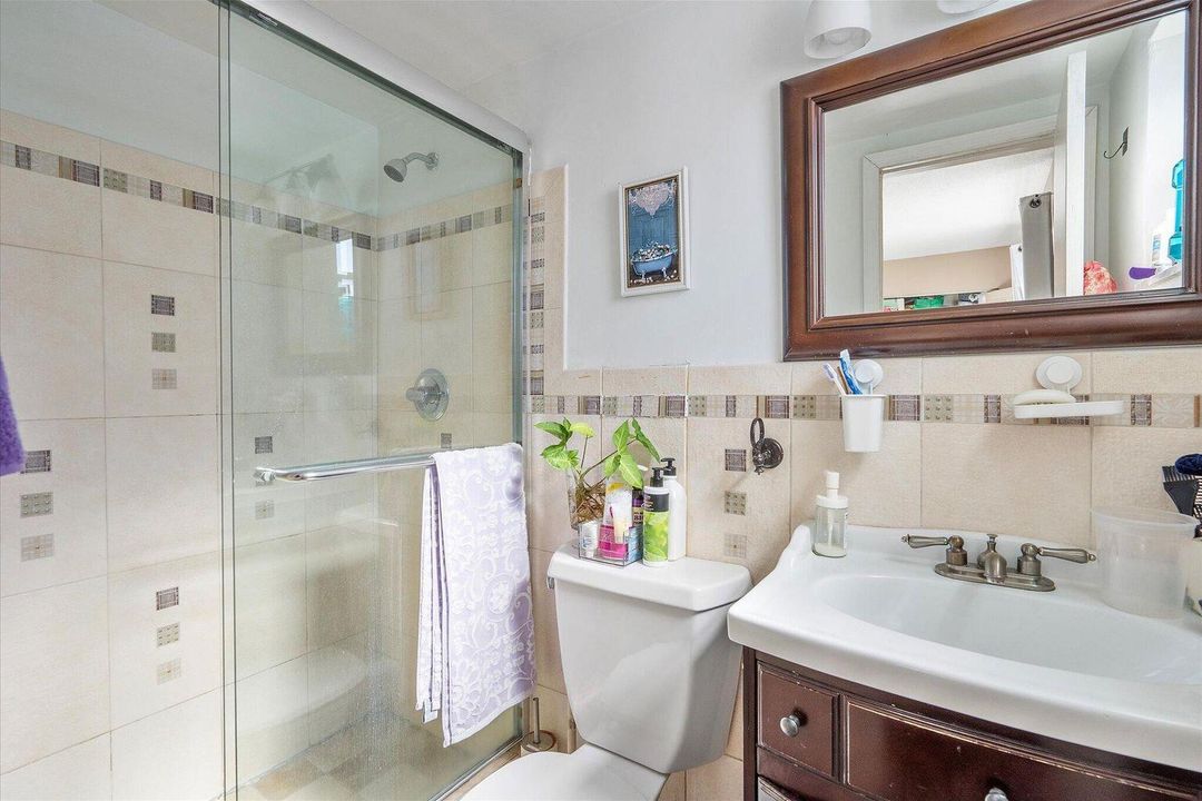 Master bath 2 casa bona