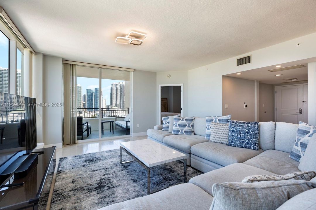 For Sale: $1,349,000 (2 beds, 2 baths, 1911 Square Feet)