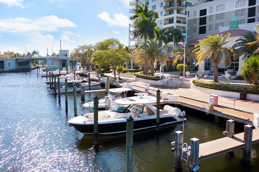 For Sale: $1,349,000 (2 beds, 2 baths, 1911 Square Feet)