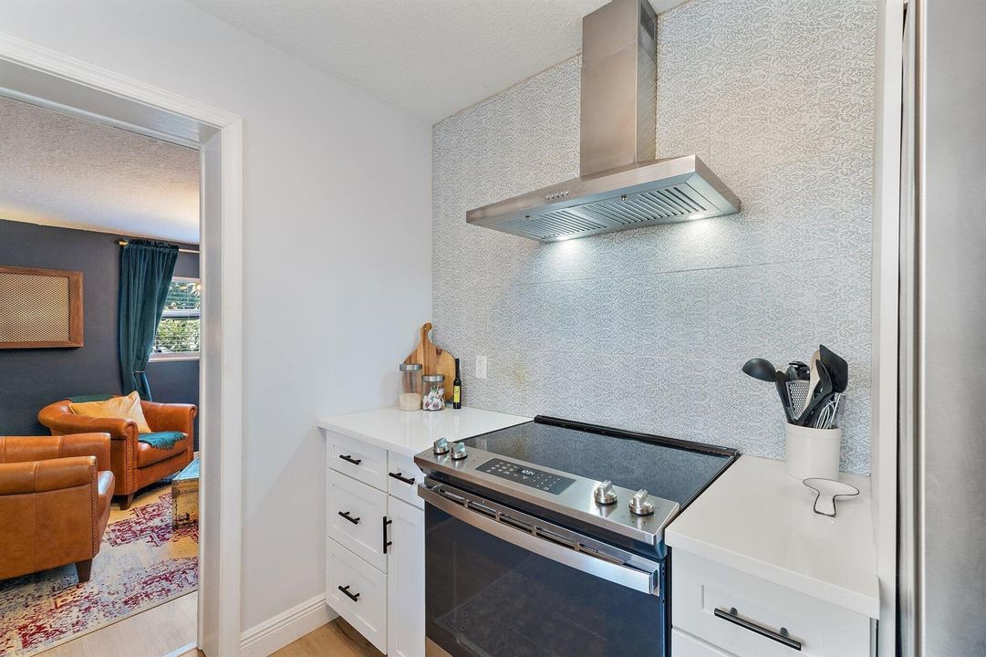 035-1401NLakeCt-WestPalmBeach-SMALL