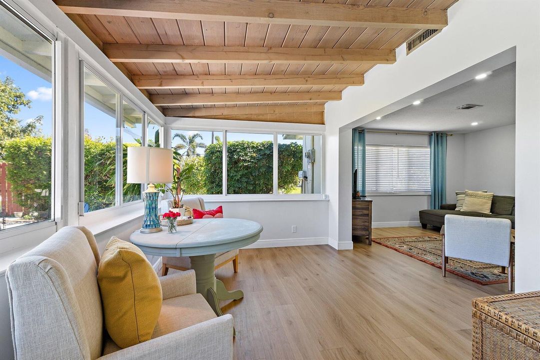 052-1401NLakeCt-WestPalmBeach-SMALL