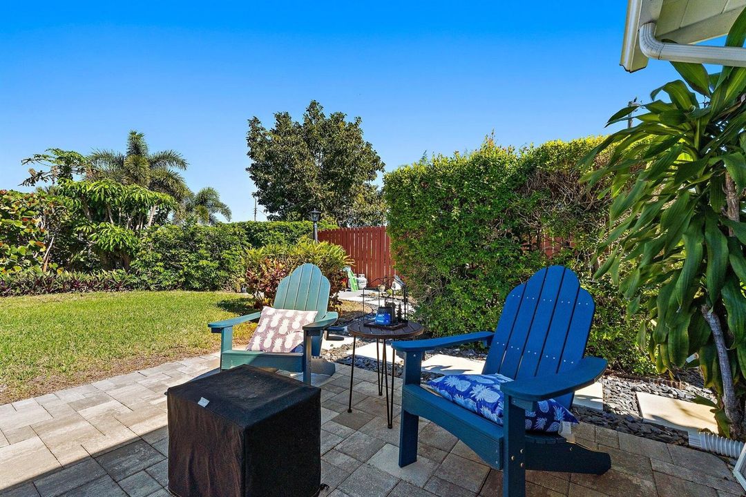 072-1401NLakeCt-WestPalmBeach-SMALL
