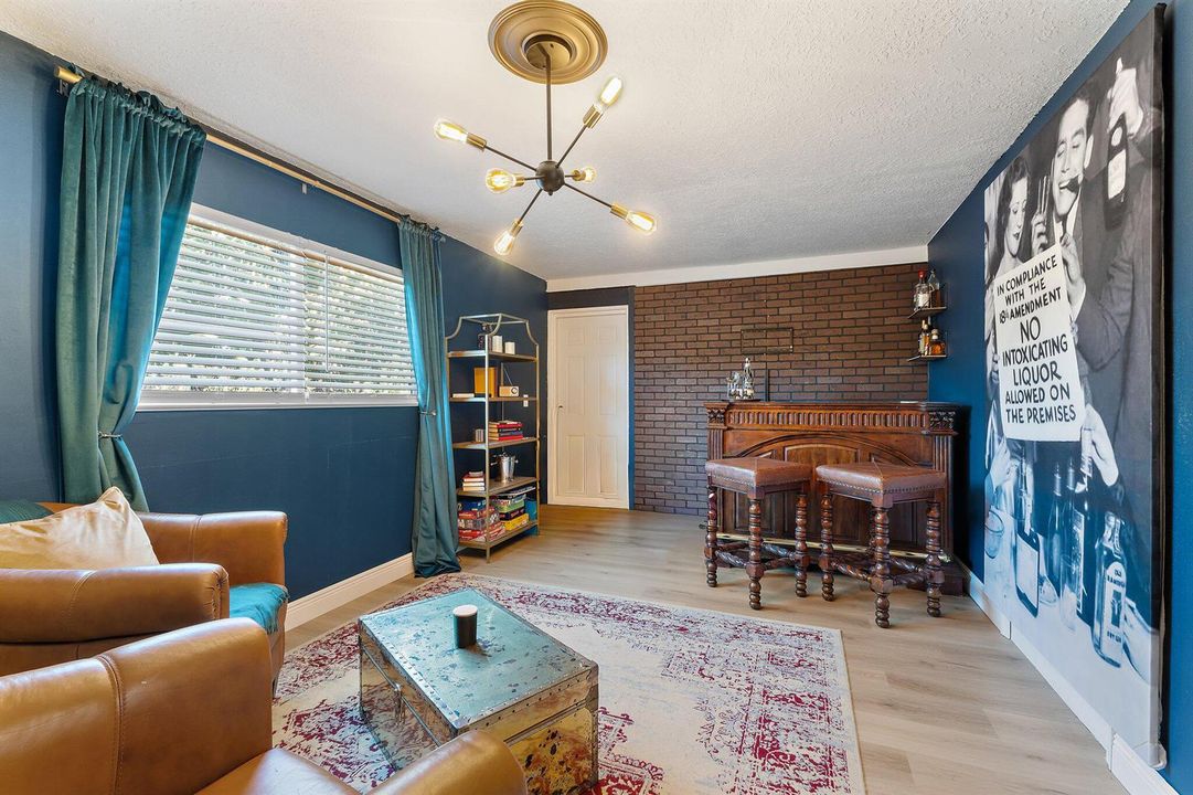 039-1401NLakeCt-WestPalmBeach-SMALL