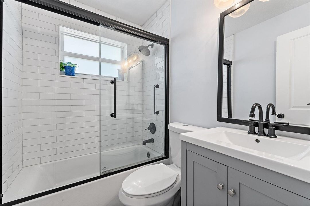 062-1401NLakeCt-WestPalmBeach-SMALL