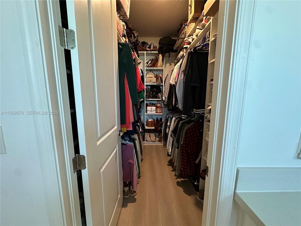 На продажу: $690,000 (3 спален, 3 ванн, 2300 Квадратных фут)