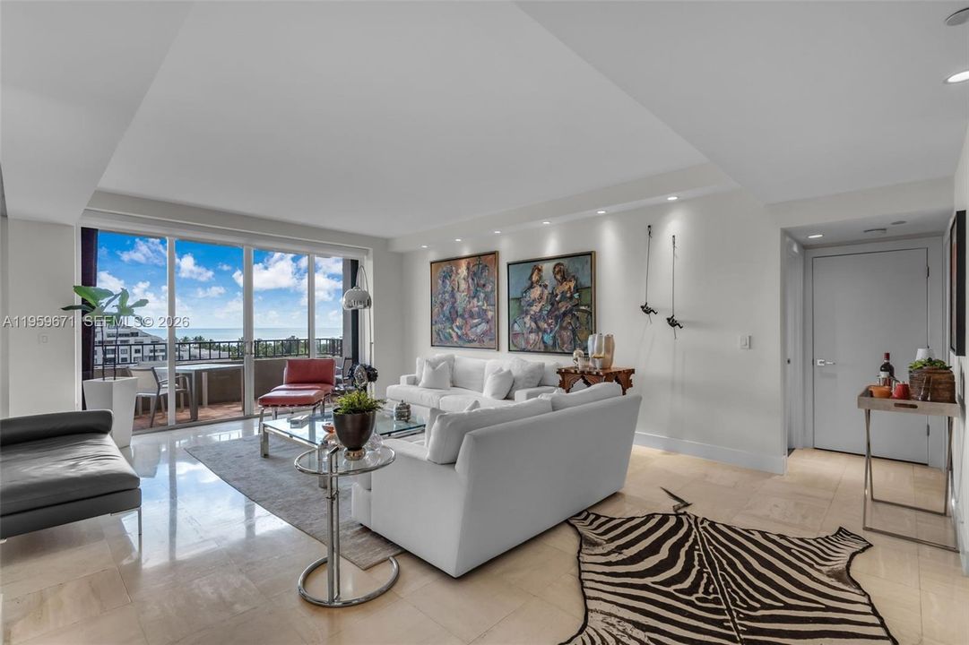 待售: $2,250,000 (3 贝兹, 3 浴室, 2013 平方英尺)