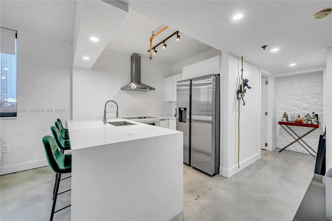 For Sale: $340,000 (0 beds, 1 baths, 540 Square Feet)