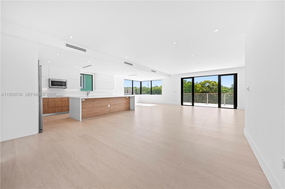 For Sale: $2,849,000 (4 beds, 4 baths, 2938 Square Feet)