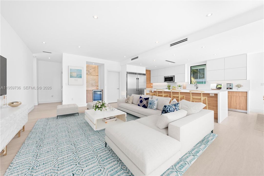 For Sale: $2,849,000 (4 beds, 4 baths, 2938 Square Feet)