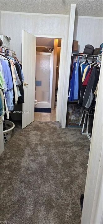 For Sale: $295,000 (3 beds, 3 baths, 1728 Square Feet)