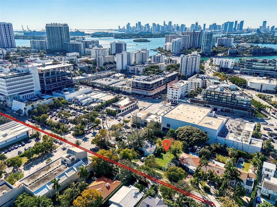 На продажу: $2,350,000 (7,500.00 acres)