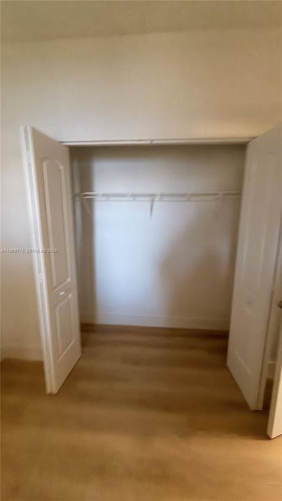 Active With Contract: $265,000 (2 beds, 2 baths, 854 Square Feet)