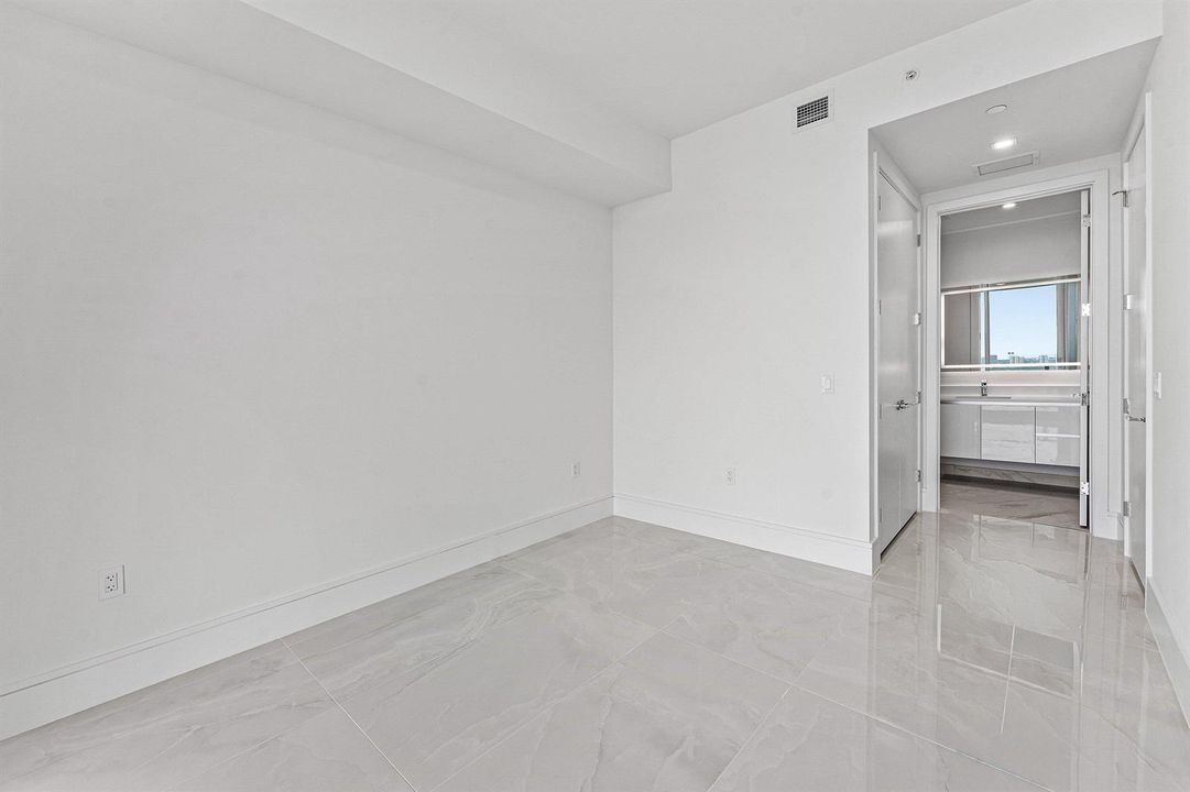 Guest Suite Entry