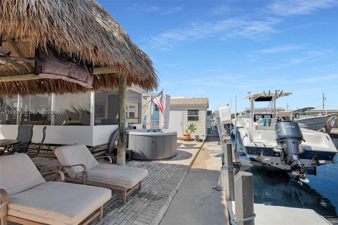Recently Sold: $745,000 (2 beds, 1 baths, 648 Square Feet)