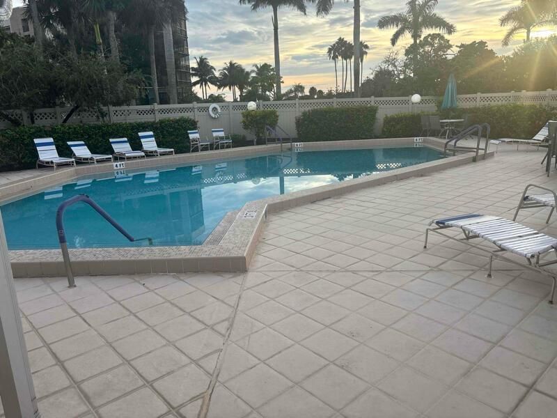 Recently Rented: $2,500 (2 beds, 2 baths, 1591 Square Feet)