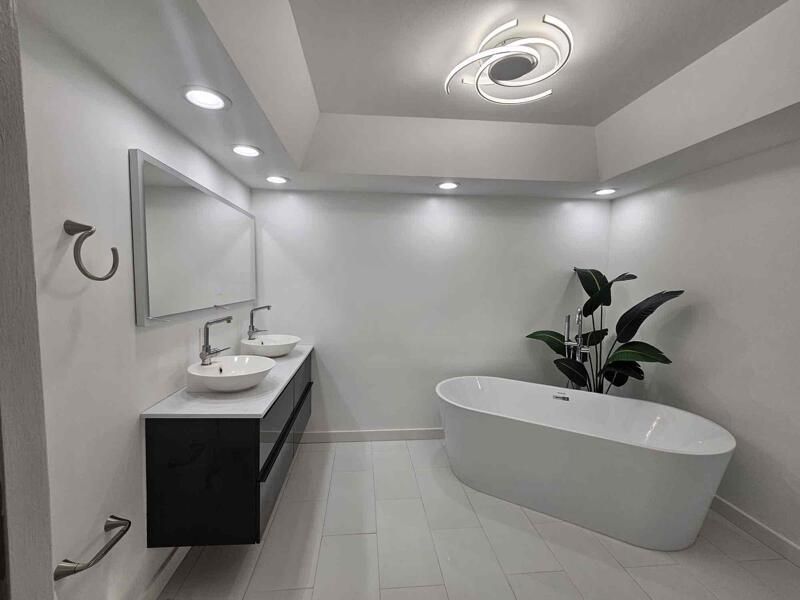 Recently Rented: $2,500 (2 beds, 2 baths, 1591 Square Feet)