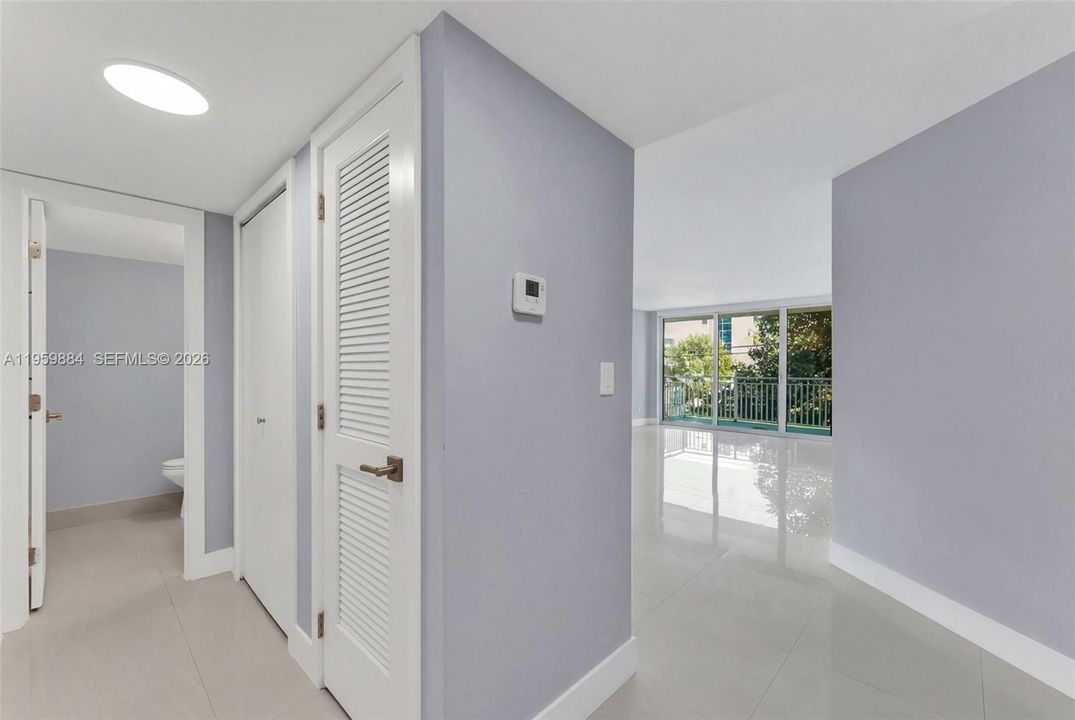 На продажу: $399,000 (1 спален, 1 ванн, 1000 Квадратных фут)