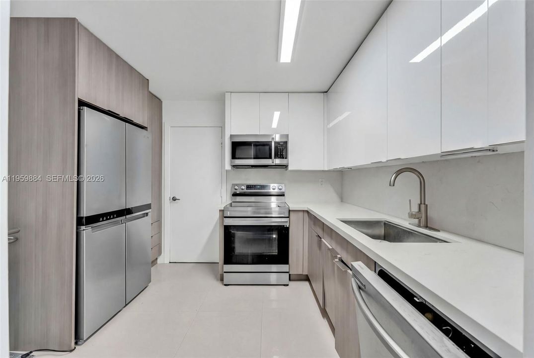 На продажу: $399,000 (1 спален, 1 ванн, 1000 Квадратных фут)