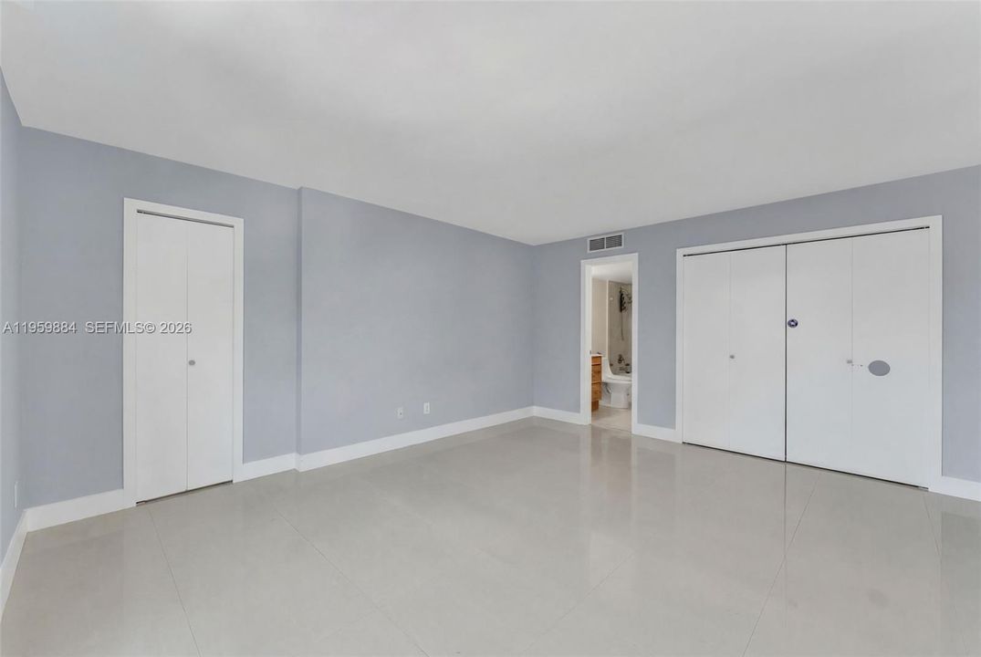 На продажу: $399,000 (1 спален, 1 ванн, 1000 Квадратных фут)