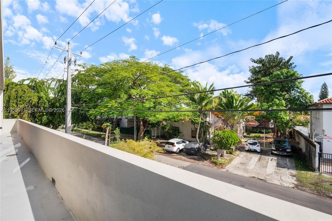 For Sale: $1,649,000 (4 beds, 4 baths, 2265 Square Feet)