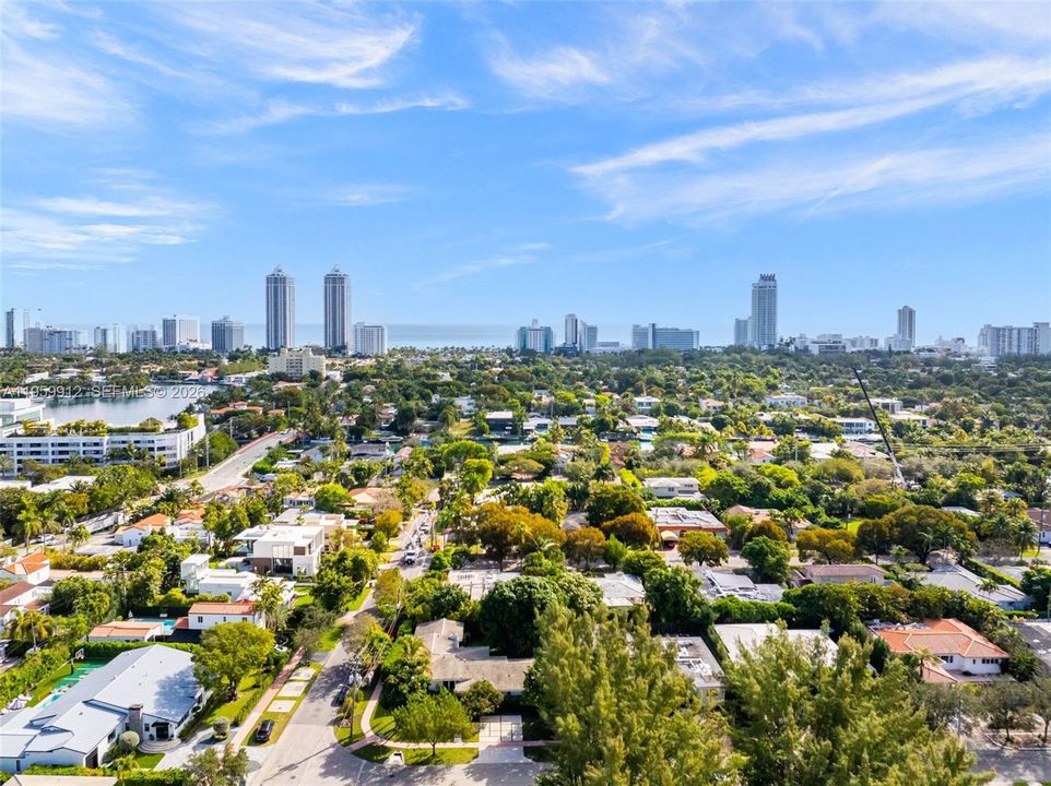 На продажу: $3,300,000 (4 спален, 3 ванн, 3012 Квадратных фут)