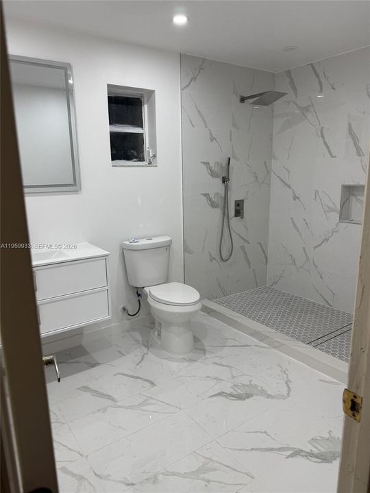 Recently Sold: $1,199,000 (3 beds, 2 baths, 1804 Square Feet)