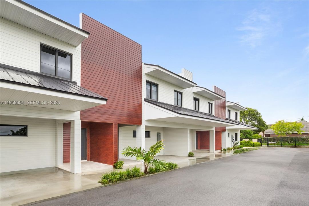 Activo con contrato: $479,900 (4 camas, 3 baños, 1736 Pies cuadrados)
