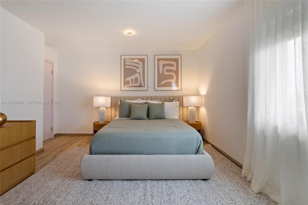 Activo con contrato: $479,900 (4 camas, 3 baños, 1736 Pies cuadrados)