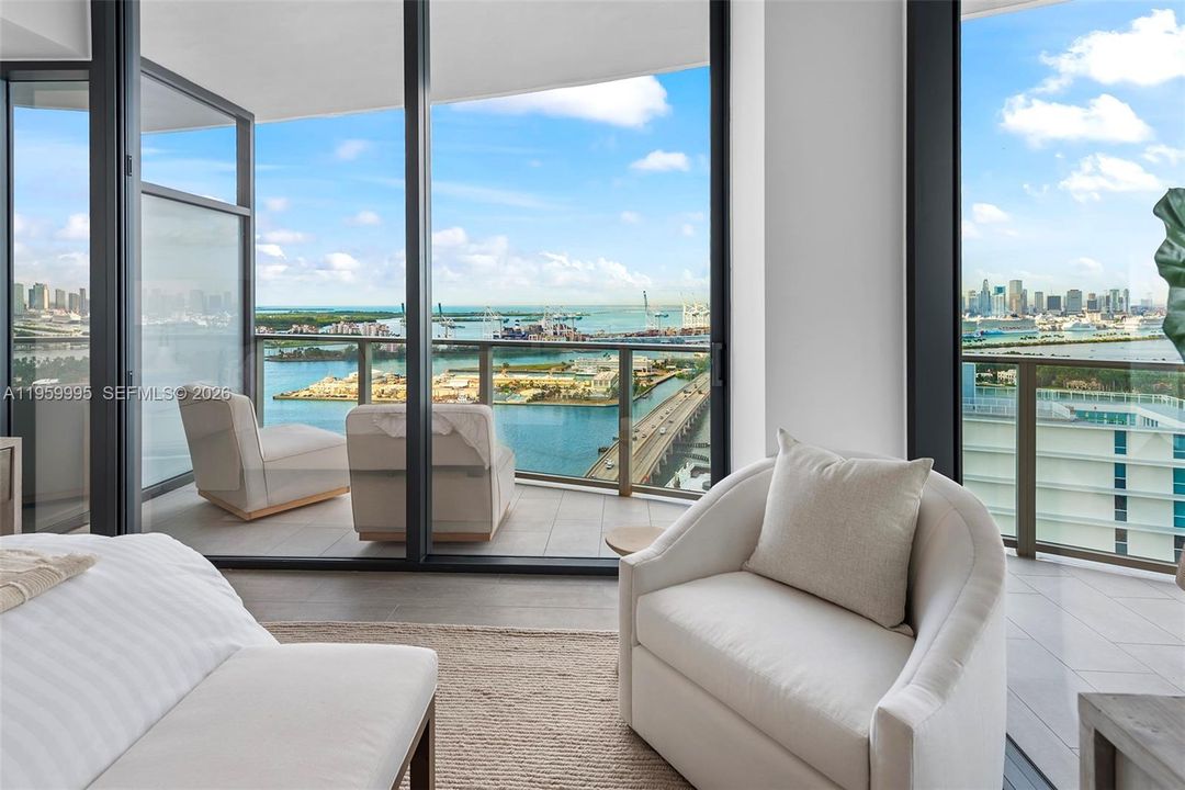 For Sale: $7,950,000 (4 beds, 4 baths, 2615 Square Feet)