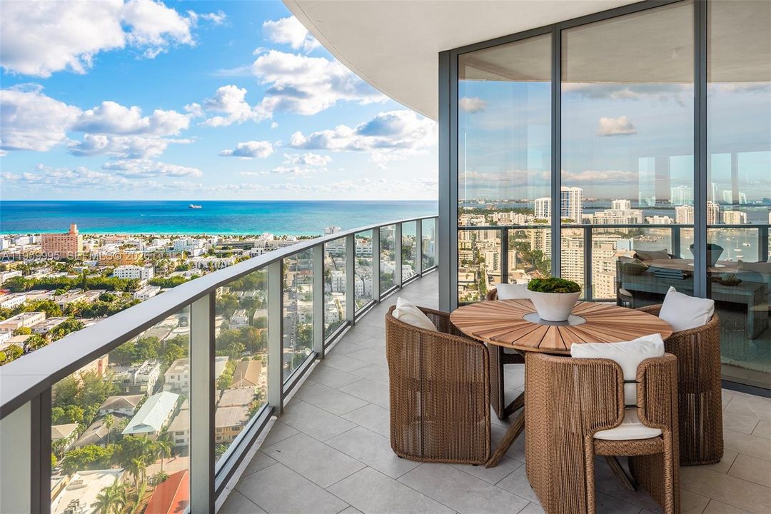 For Sale: $7,950,000 (4 beds, 4 baths, 2615 Square Feet)