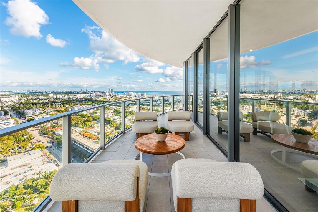 For Sale: $7,950,000 (4 beds, 4 baths, 2615 Square Feet)