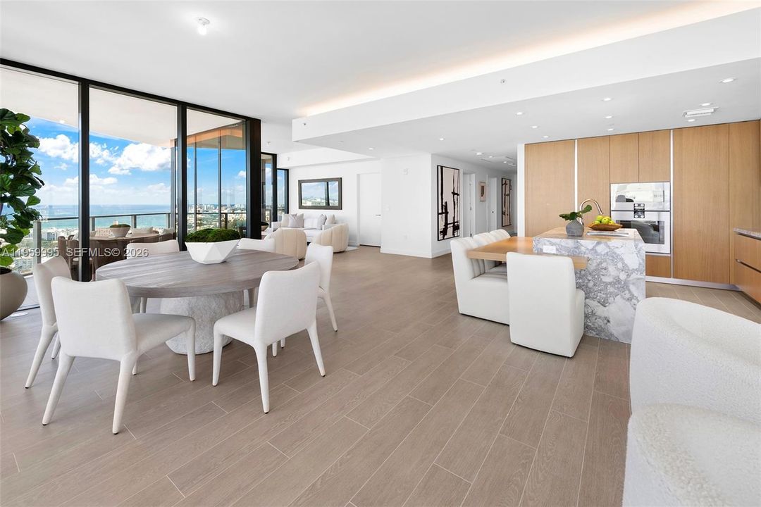 For Sale: $7,950,000 (4 beds, 4 baths, 2615 Square Feet)
