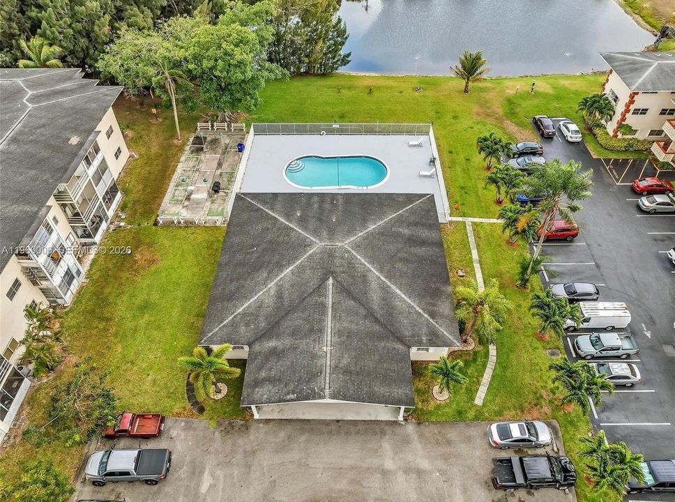 En Venta: $165,000 (2 camas, 1 baños, 907 Pies cuadrados)