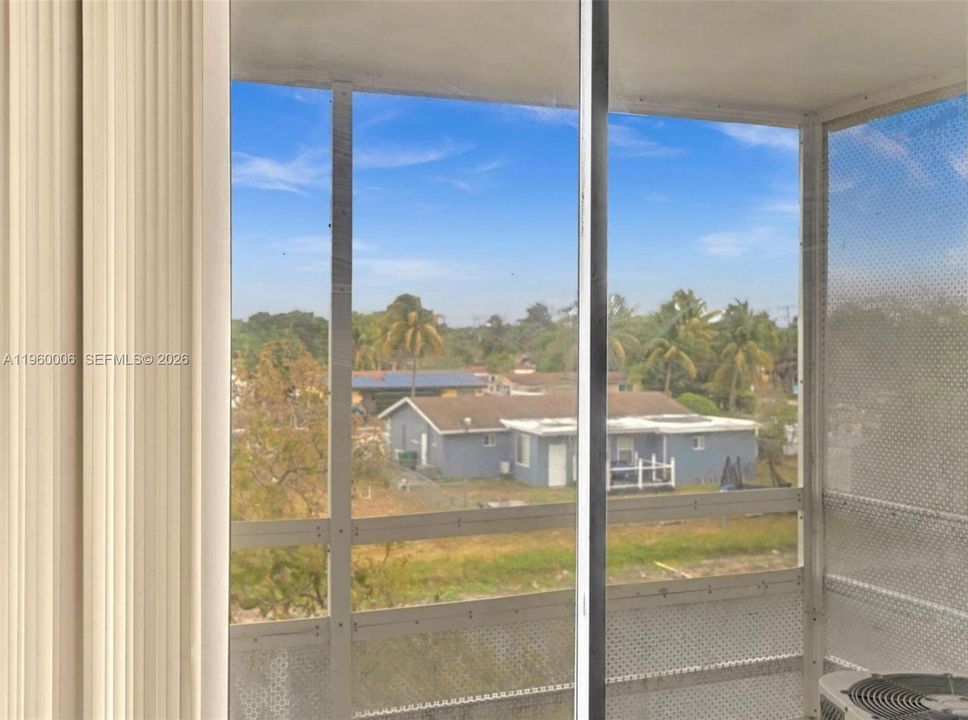 En Venta: $165,000 (2 camas, 1 baños, 907 Pies cuadrados)