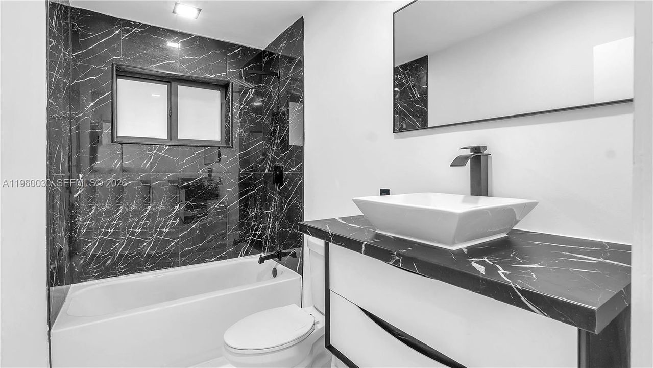 Active With Contract: $455,999 (3 beds, 2 baths, 1566 Square Feet)