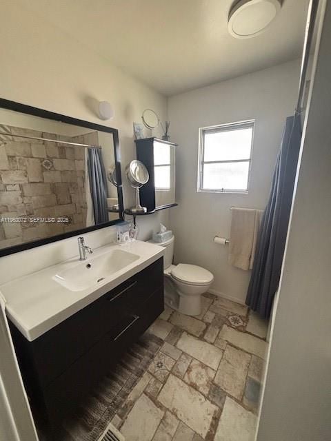 For Sale: $189,900 (2 beds, 2 baths, 960 Square Feet)