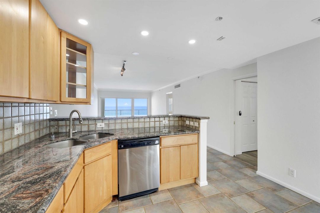 3101 S OCEAN BLVD