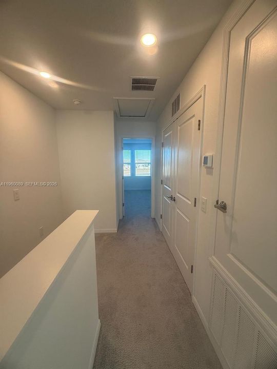 En Venta: $250,000 (2 camas, 2 baños, 1275 Pies cuadrados)