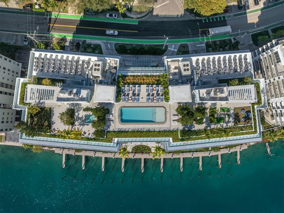 На продажу: $3,675,000 (4 спален, 4 ванн, 2502 Квадратных фут)