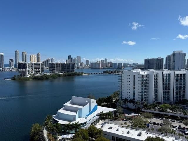 For Sale: $875,000 (3 beds, 3 baths, 1849 Square Feet)