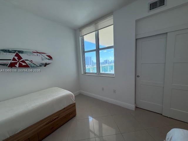 For Sale: $875,000 (3 beds, 3 baths, 1849 Square Feet)