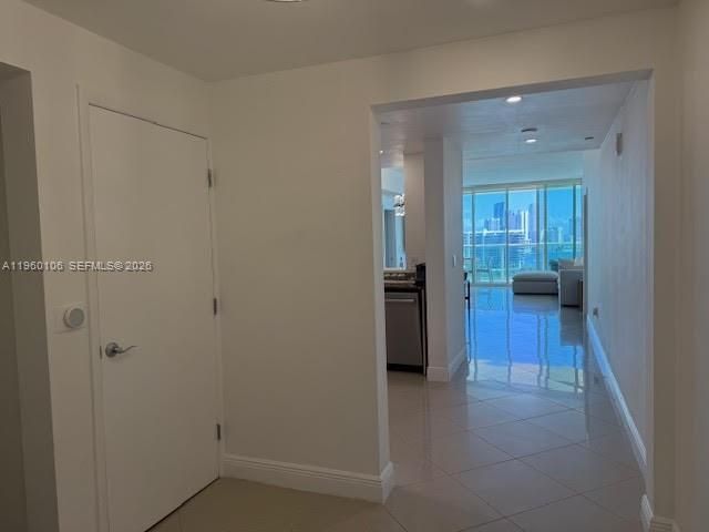 For Sale: $875,000 (3 beds, 3 baths, 1849 Square Feet)