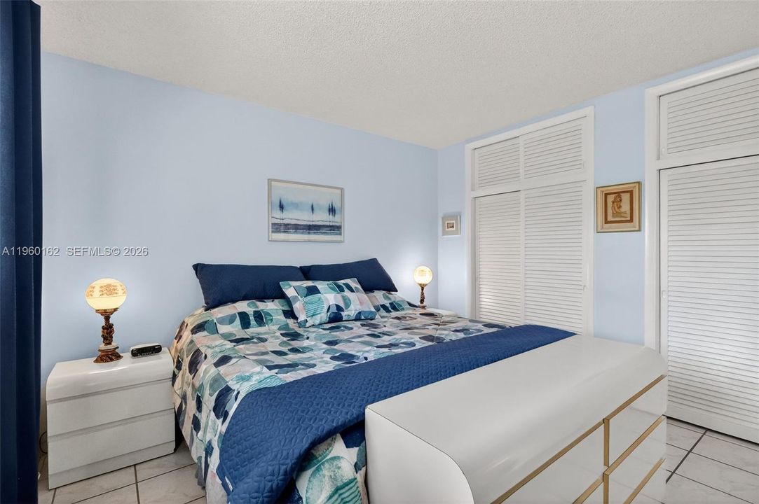For Sale: $57,000 (1 beds, 1 baths, 688 Square Feet)