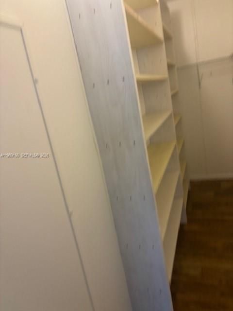 For Sale: $245,000 (2 beds, 2 baths, 1064 Square Feet)