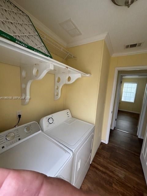 For Sale: $245,000 (2 beds, 2 baths, 1064 Square Feet)