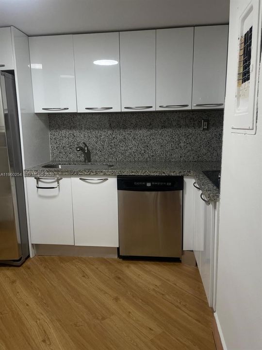 На продажу: $455,000 (2 спален, 2 ванн, 0 Квадратных фут)