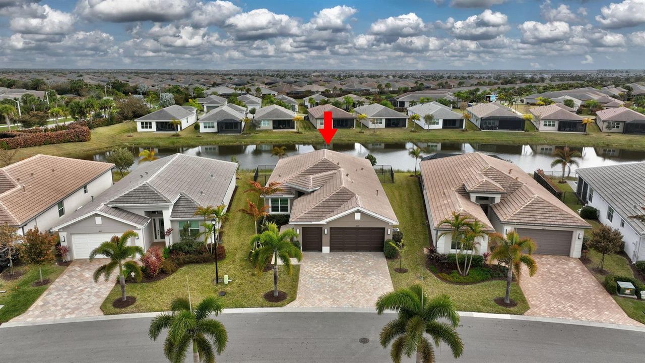 11821 SW Coral Cove Parkway